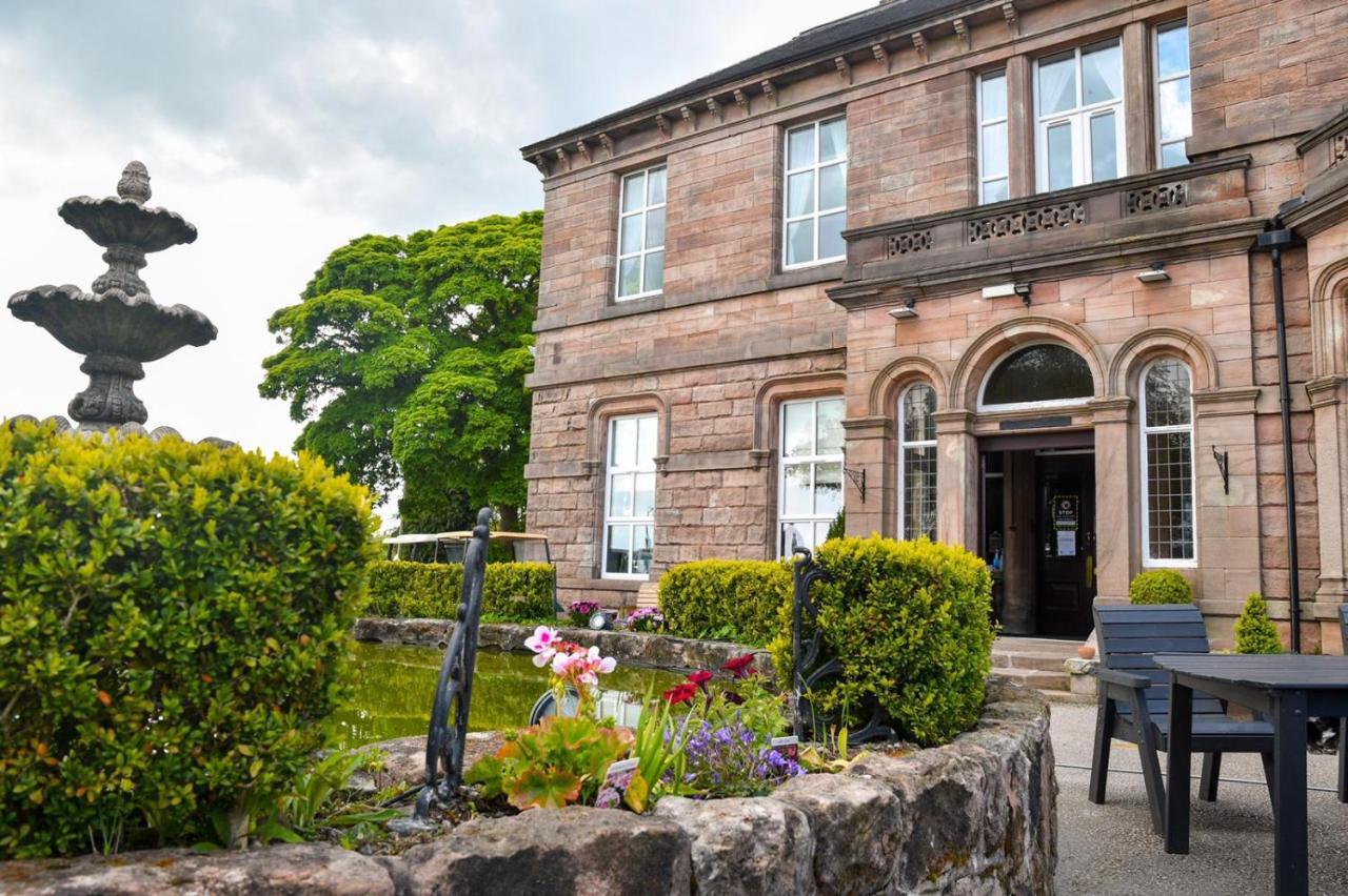 Whiston Hall Екстериор снимка